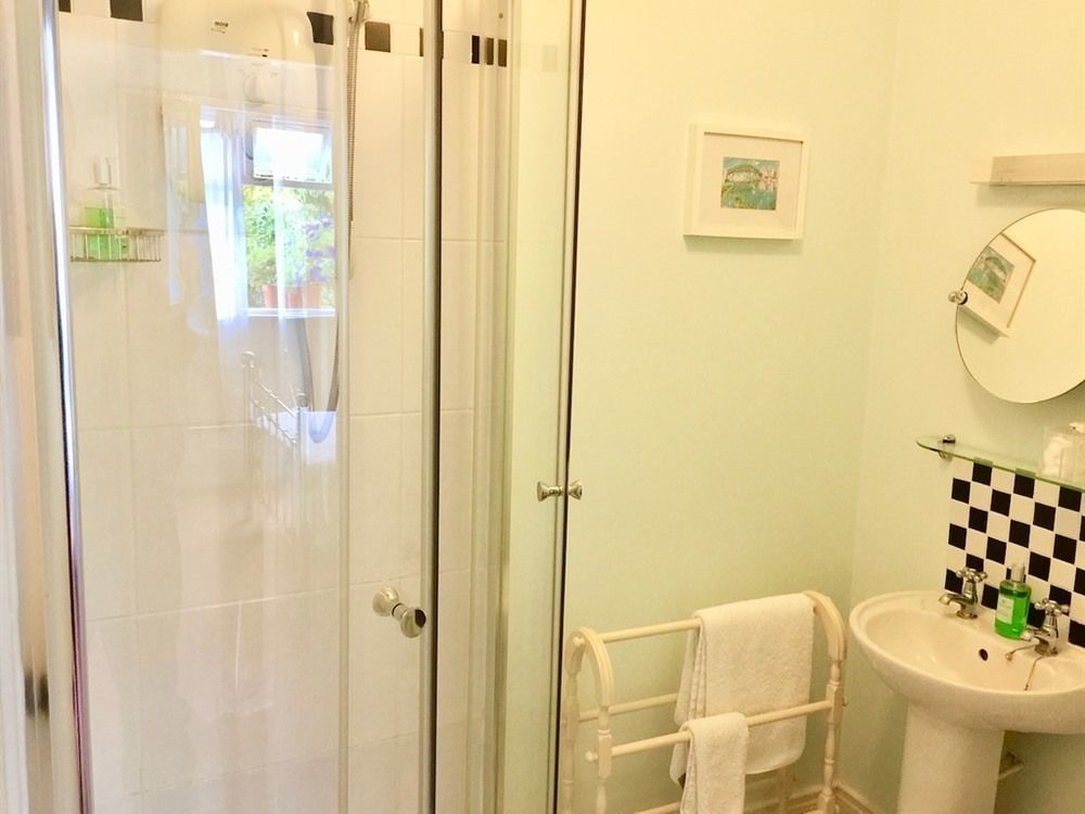 Derrin Guest House Larne Εξωτερικό φωτογραφία