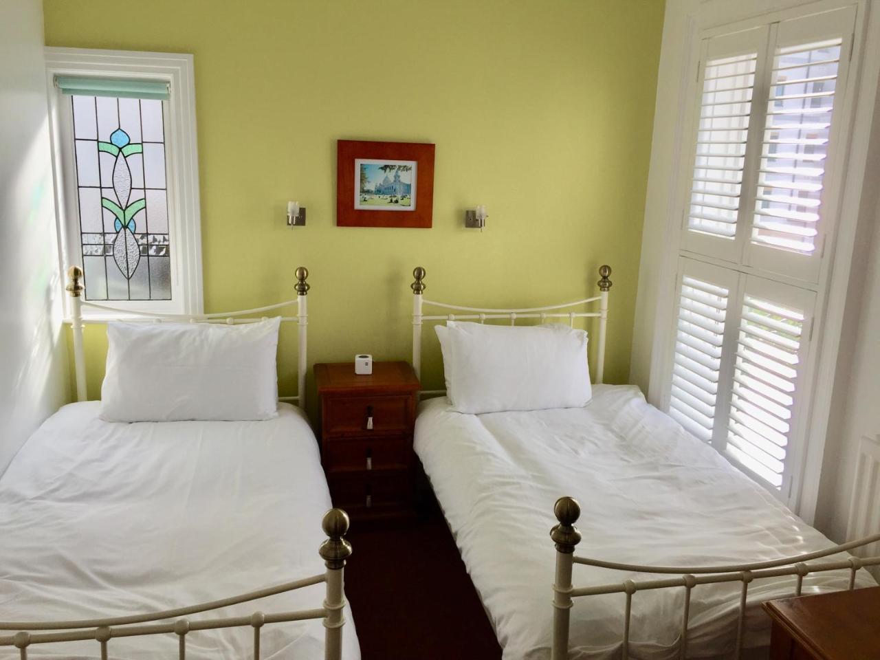 Derrin Guest House Larne Εξωτερικό φωτογραφία